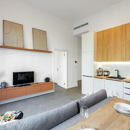 Appartement Modern Oasis In Bratislava's Heaven