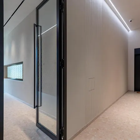 Modern Oasis In Bratislava's Heaven * Pozsony