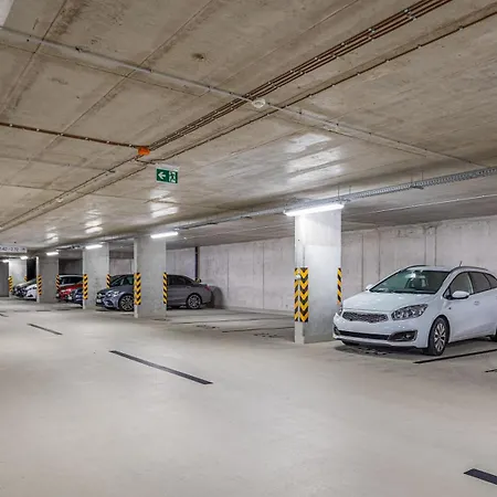 Apartman Modern Oasis In Bratislava's Heaven *