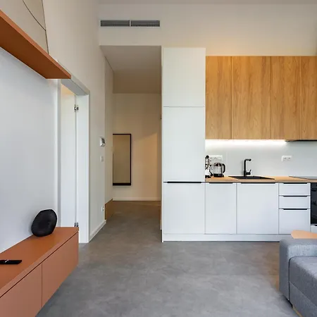 Modern Oasis In Bratislava's Heaven Appartement Bratislava