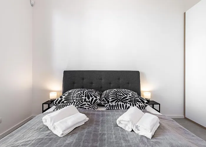 Appartement Modern Oasis In Bratislava's Heaven *