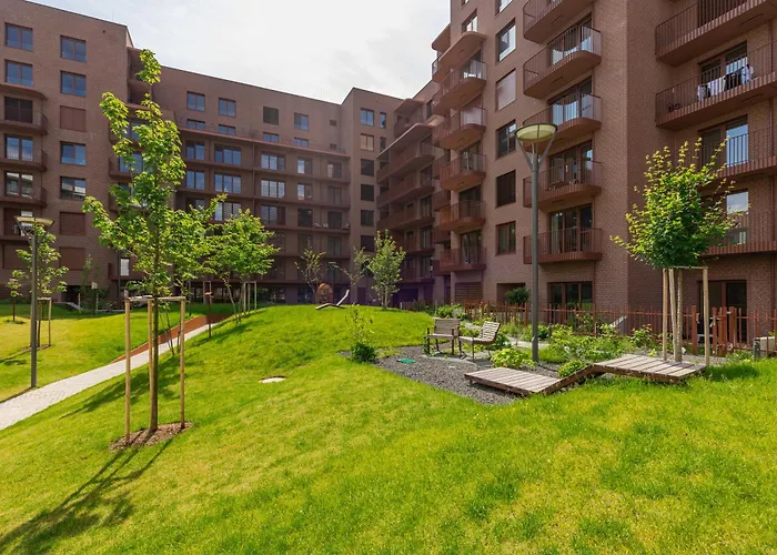 Modern Oasis In Bratislava's Heaven ブラチスラヴァ